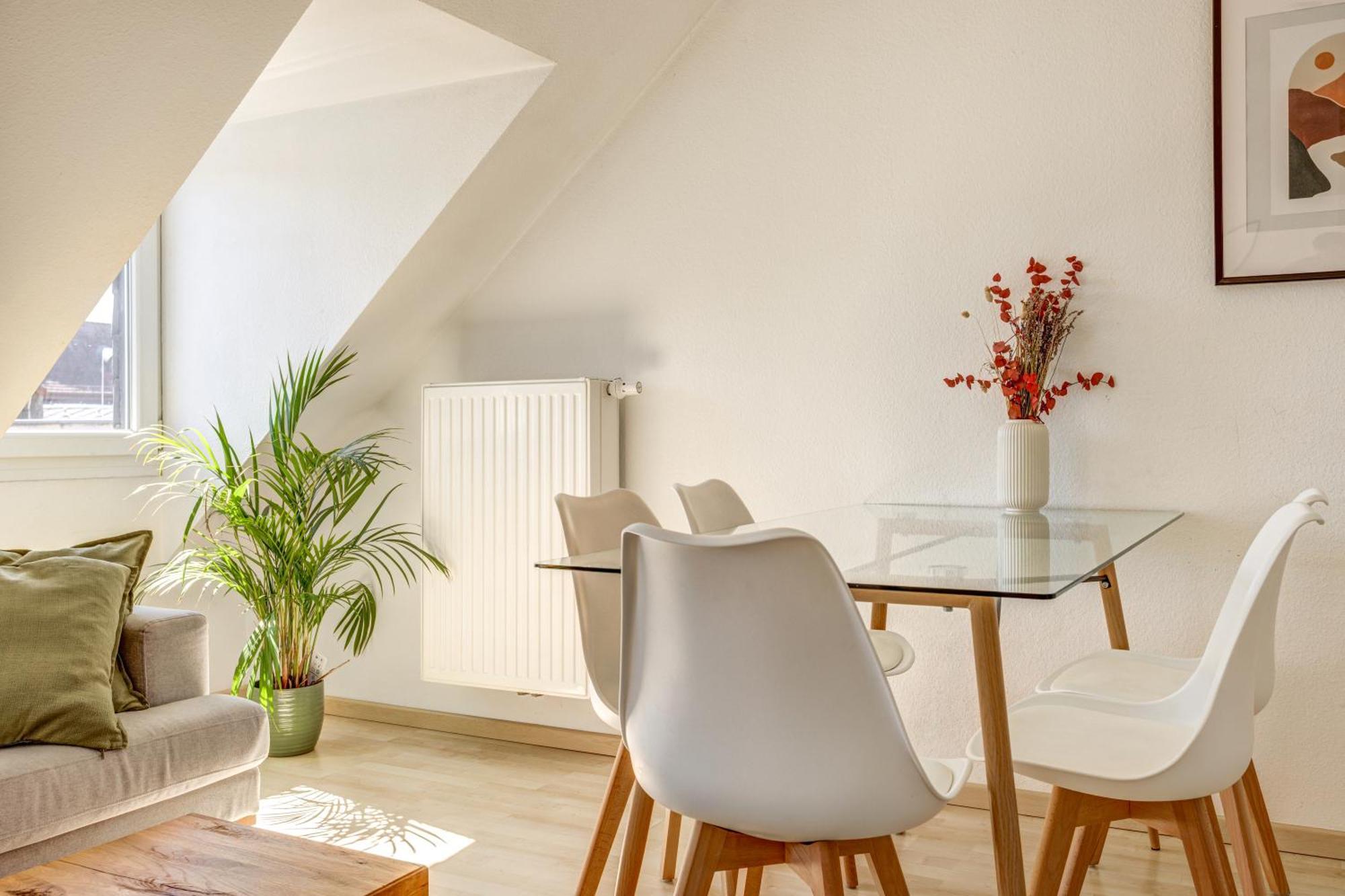 Home By Doni I Serviced Apartments I Ruhig I Zentral Nahe Rmcc, Staatsheater & Landtag Wiesbaden Exterior photo